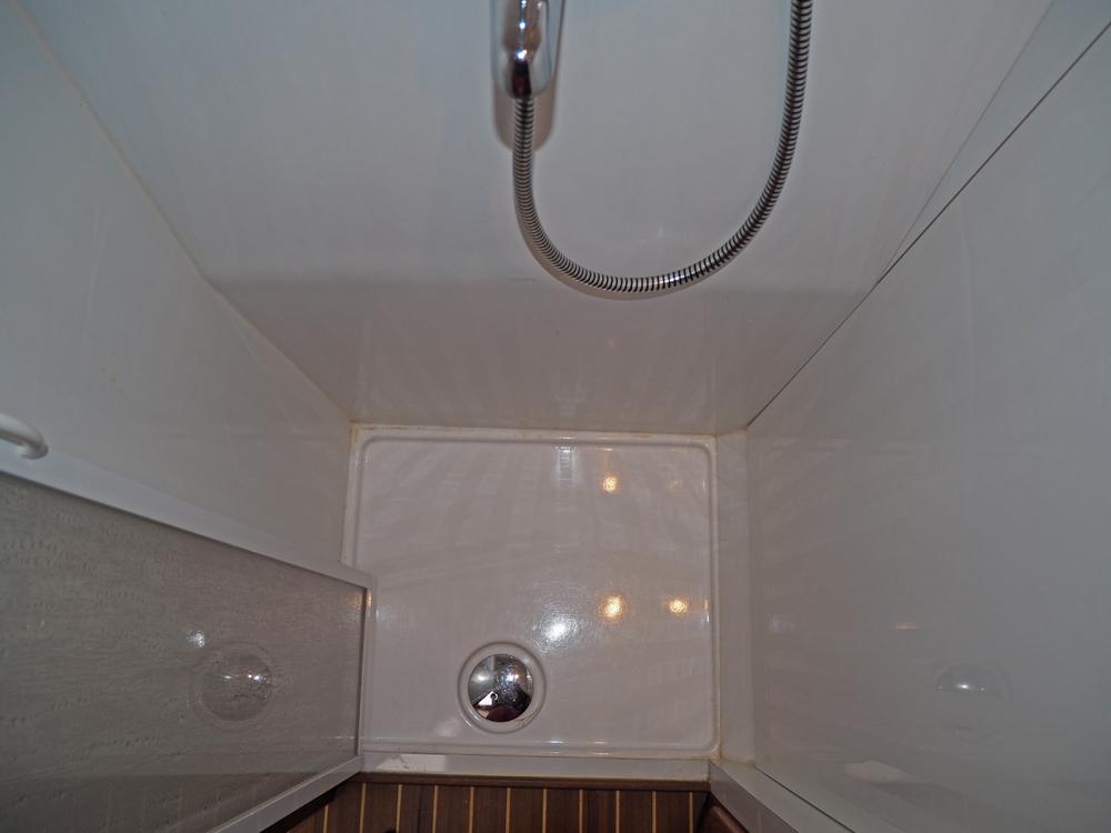 Fore ship, Accommodation